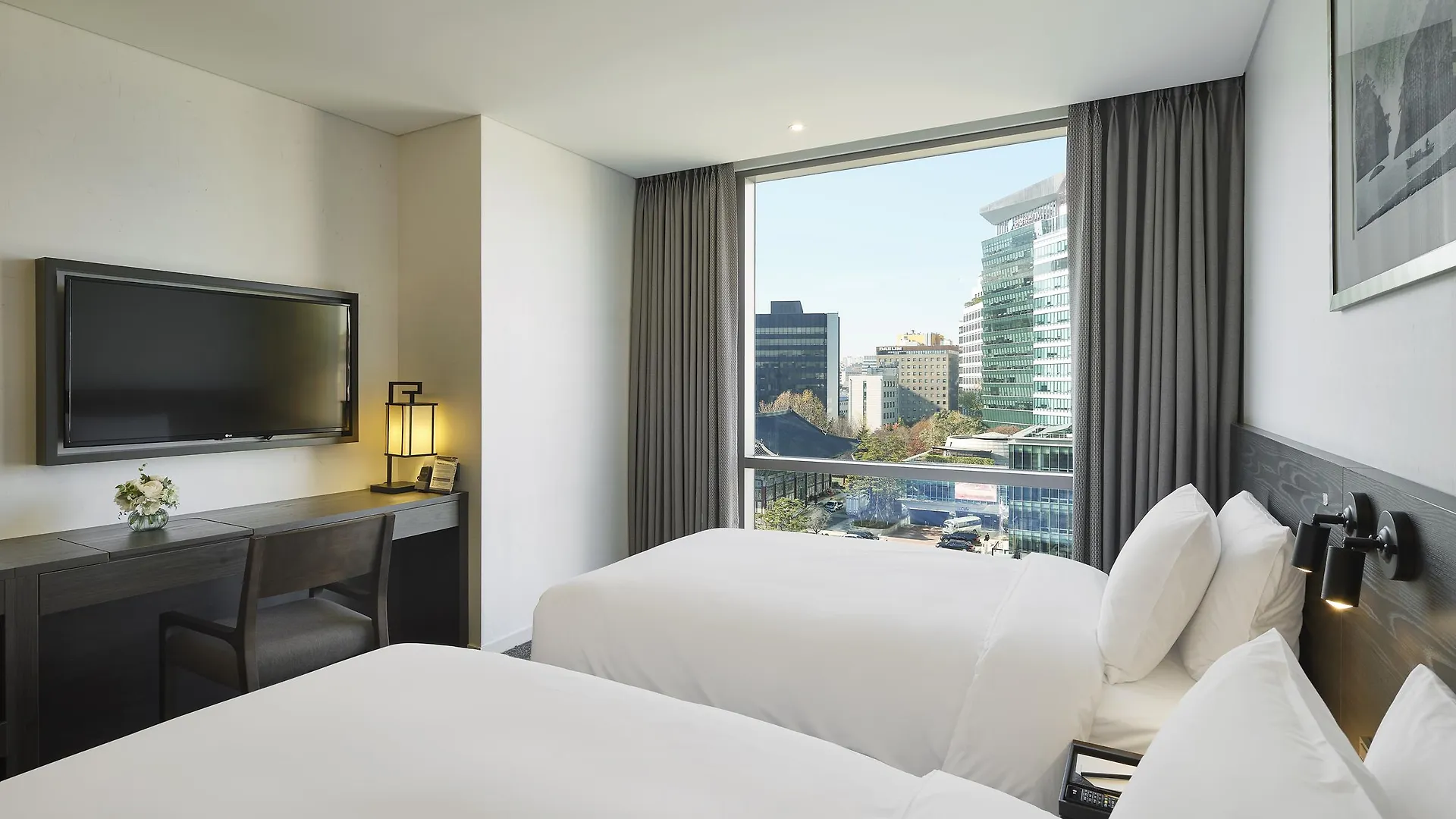 Nine Tree By Parnas Seoul Insadong Hotel