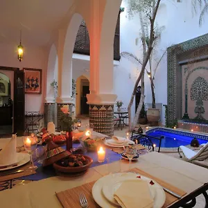 riad-alma-mouassine.marrakeshhotelsmorocco.com/