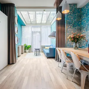 https://musea-hotel-apartments.amsterdamhotelsnl.com