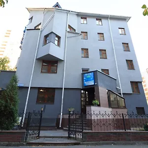 Zhayvir Hotel Kyiv