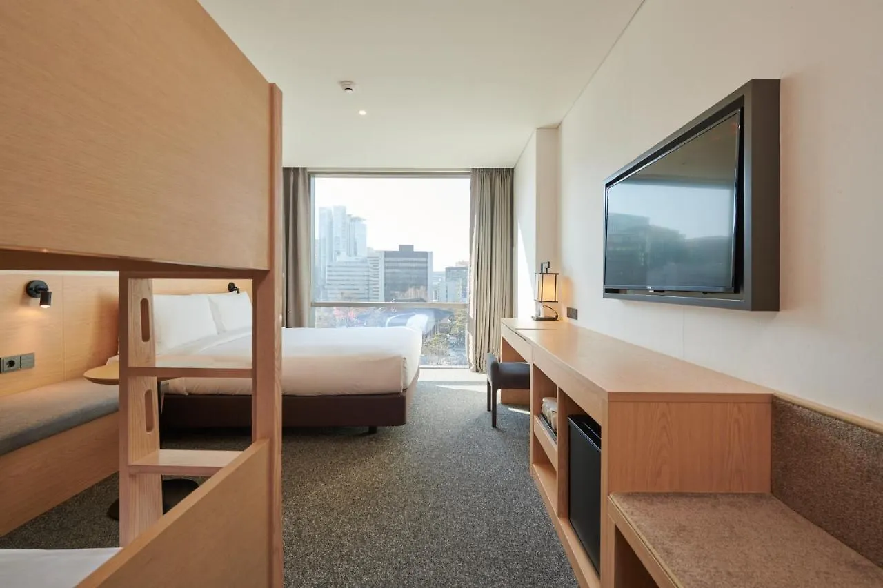 Nine Tree By Parnas Seoul Insadong Hotel